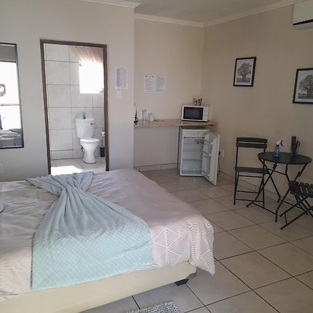 Eden Chalets Windhoek Eksteriør bilde