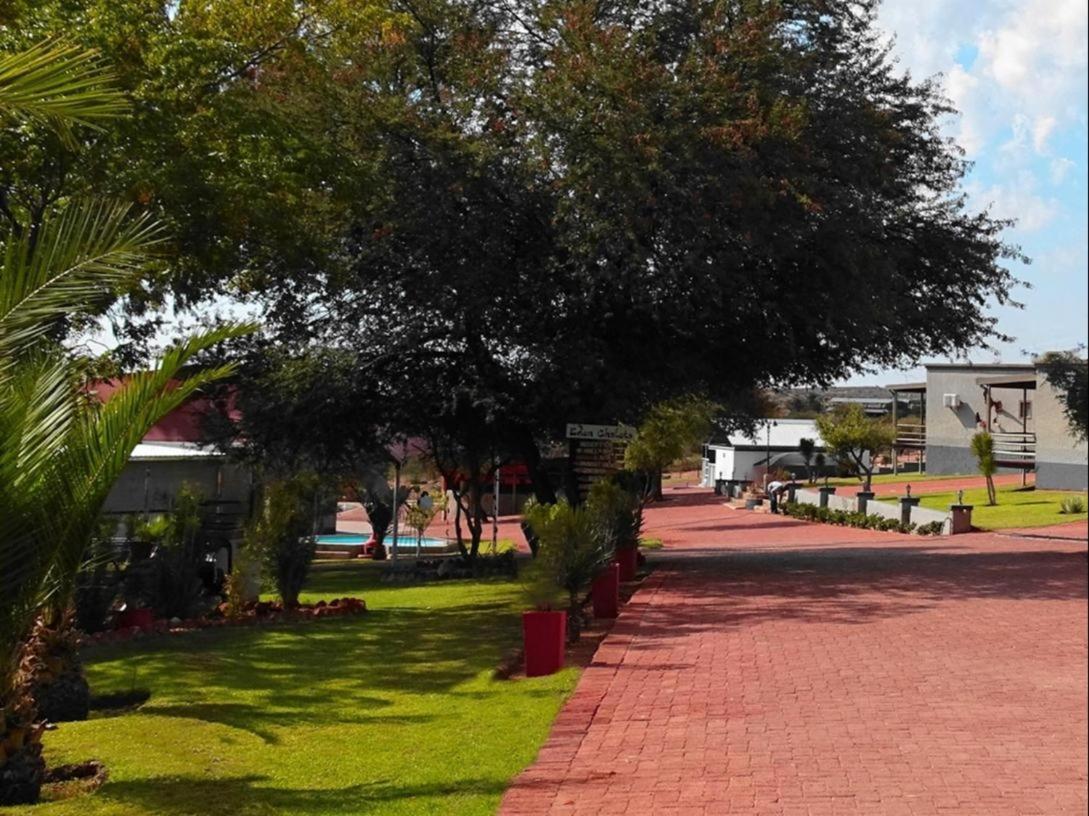Eden Chalets Windhoek Eksteriør bilde